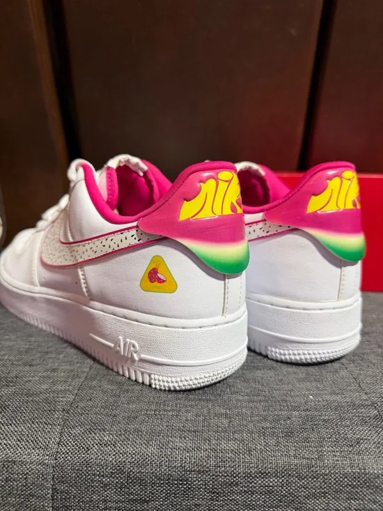 Nike White & Hot Pink Women's Low-Top Sneakers - Picture 5 of 12